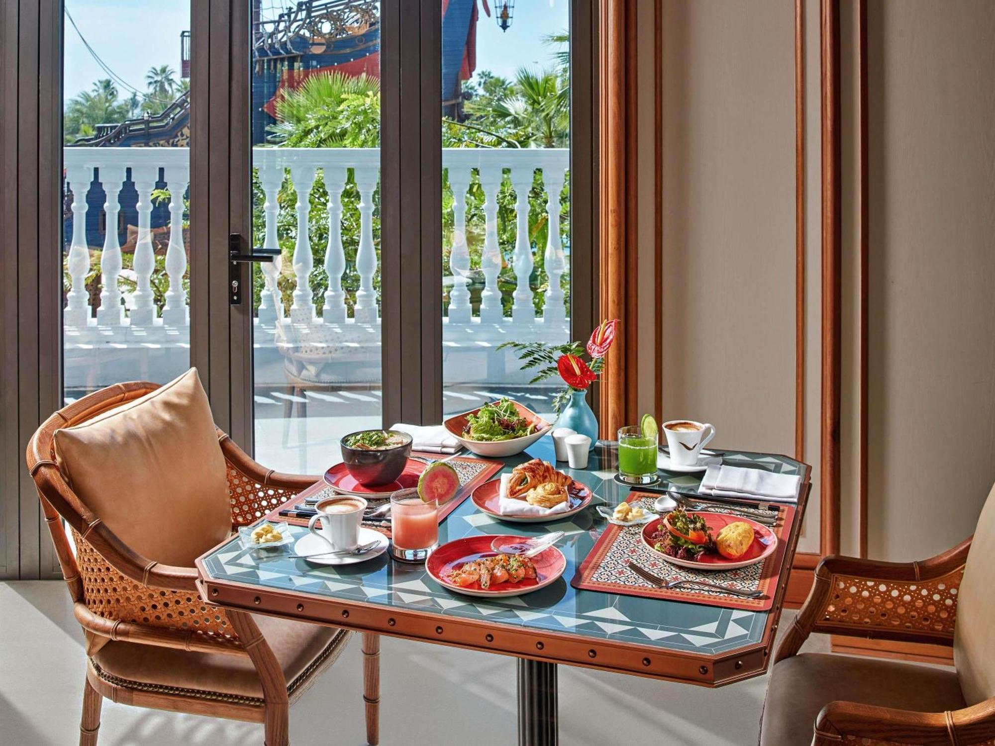 Moevenpick Resort Фан Тиет Екстериор снимка